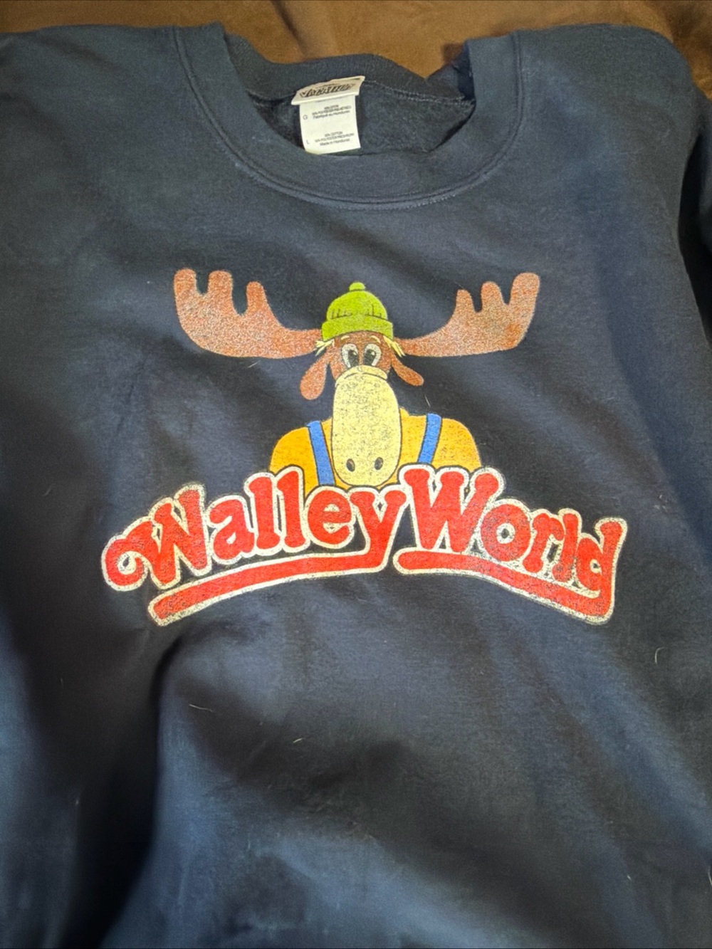 National Lampoons Vacation Wally World Navy Graphic Crewneck Sweatshirt Large - Picture 3 of 3